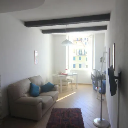 Apartment Vacation 2